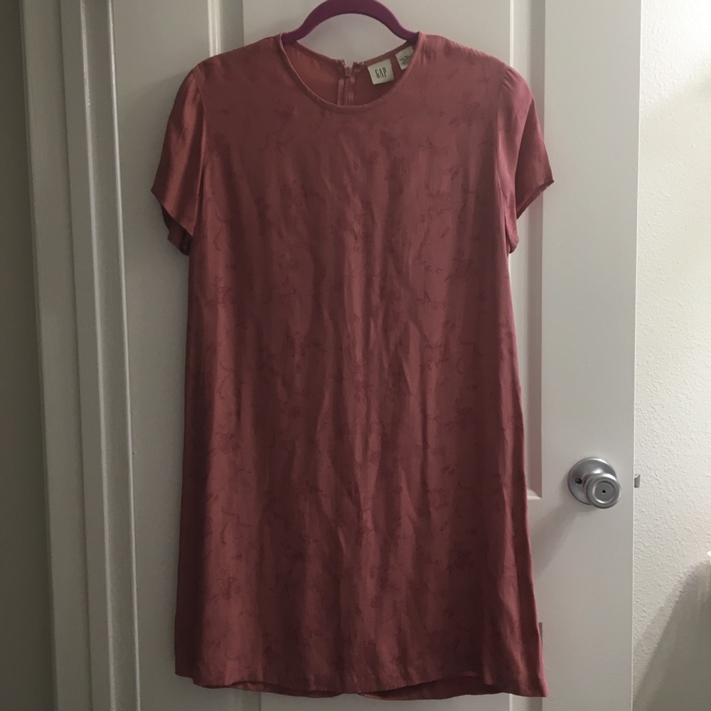 FINAL PRICE 3/$15 GAP Light Pink Shift Dress